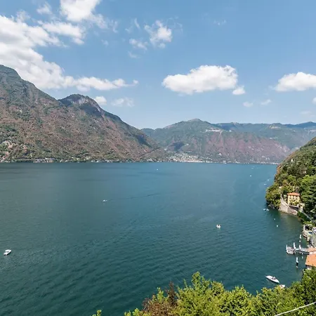 Appartement With Private Parking & Shared Pool! Nesso